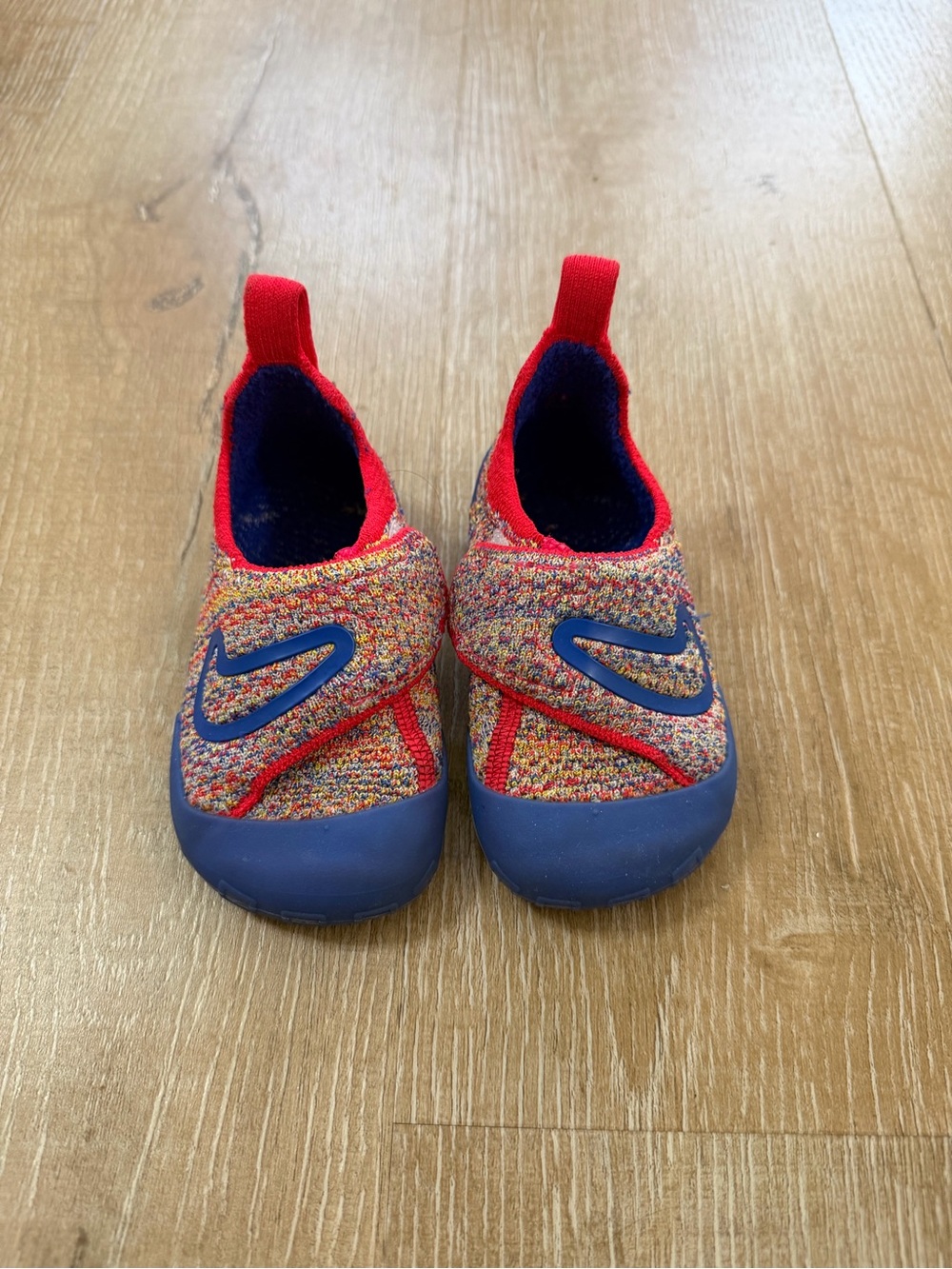 Nike Swoosh 1 Multicolor Knit Sneakers - Blue & Red Detailing toddler size  6 - Picture 3 of 7